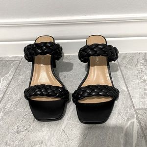 Black fox tail sandals 🥀